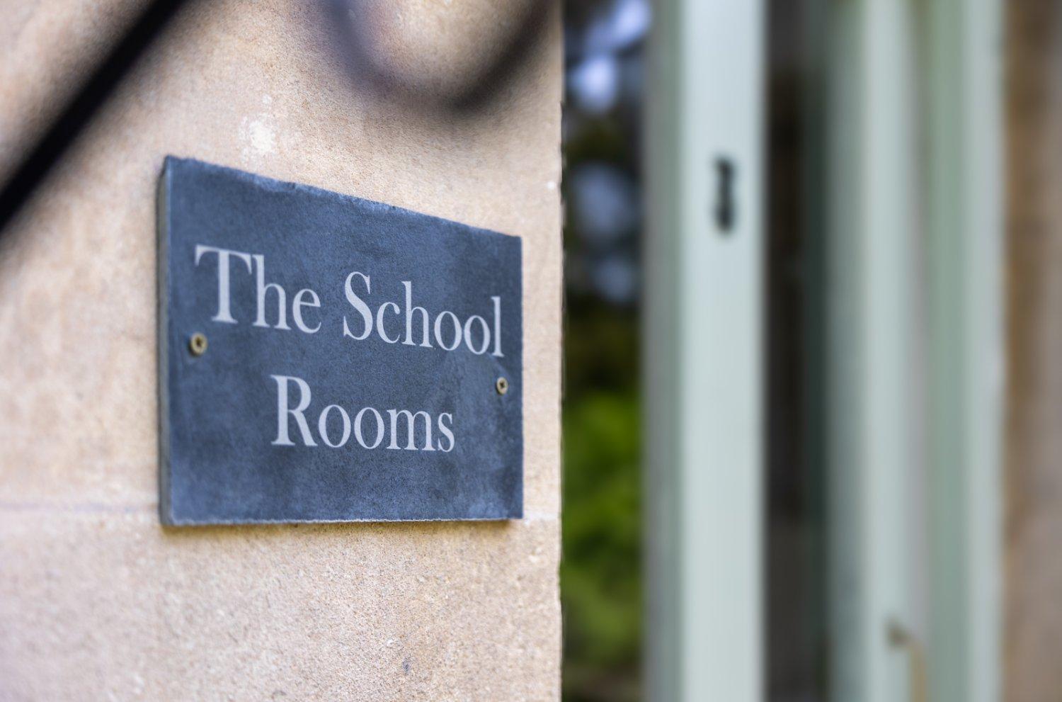 The School Rooms Estate Beautiful, Georgian Apartments With Private Heated Pool And Hot Tub Wifi And Parking Near Bath Box  Zewnętrze zdjęcie